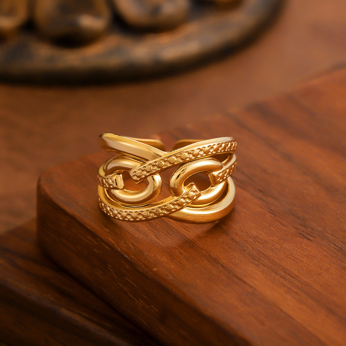Classic Gold Ring