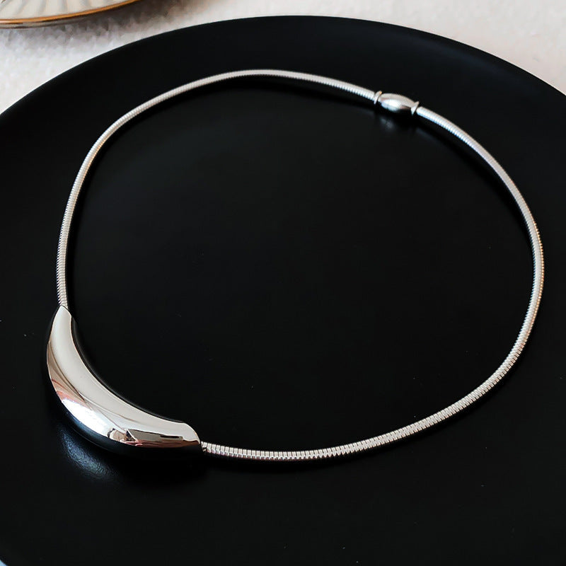 Classic Silver Necklace