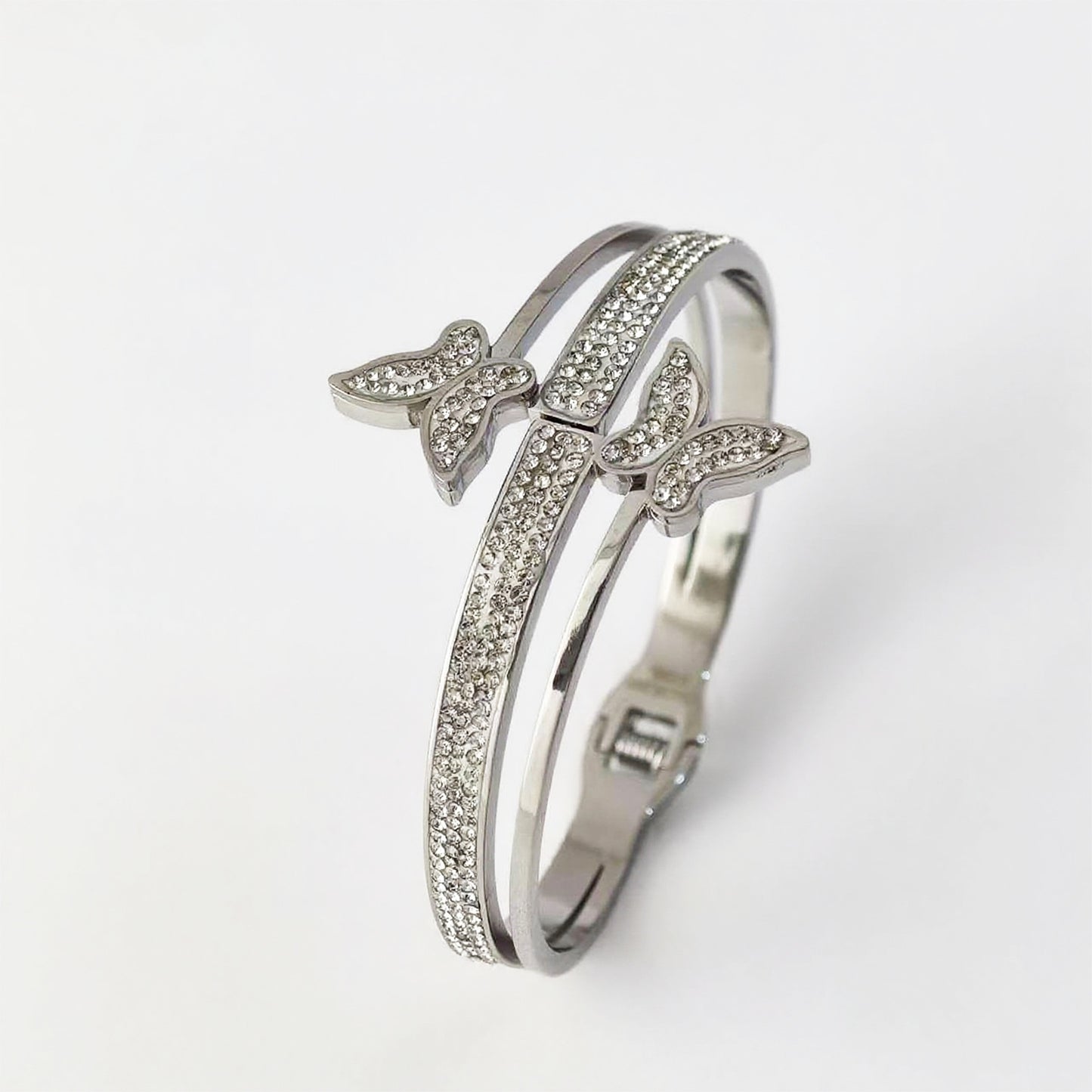 Elegant Crystal Bow Bracelet