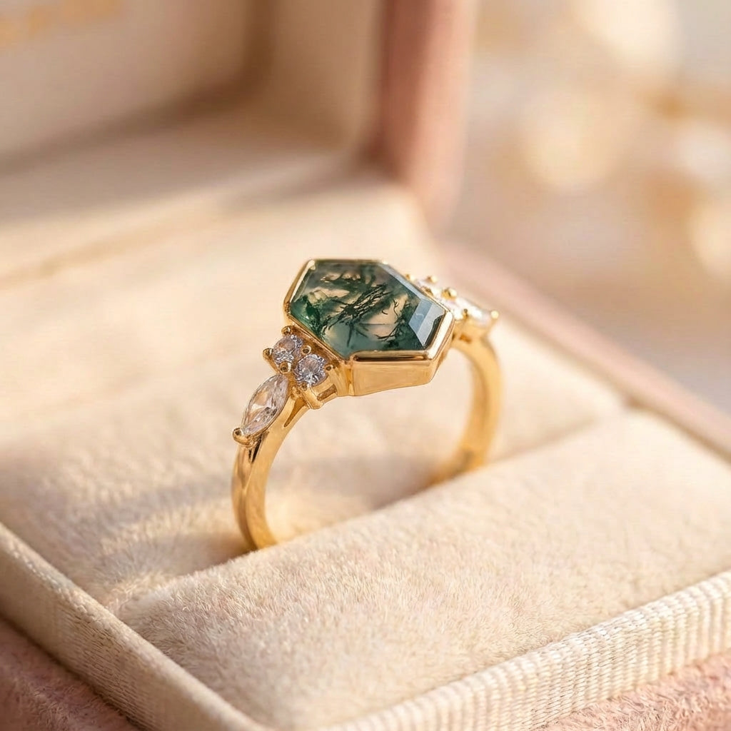 Elegant Emerald Statement Ring
