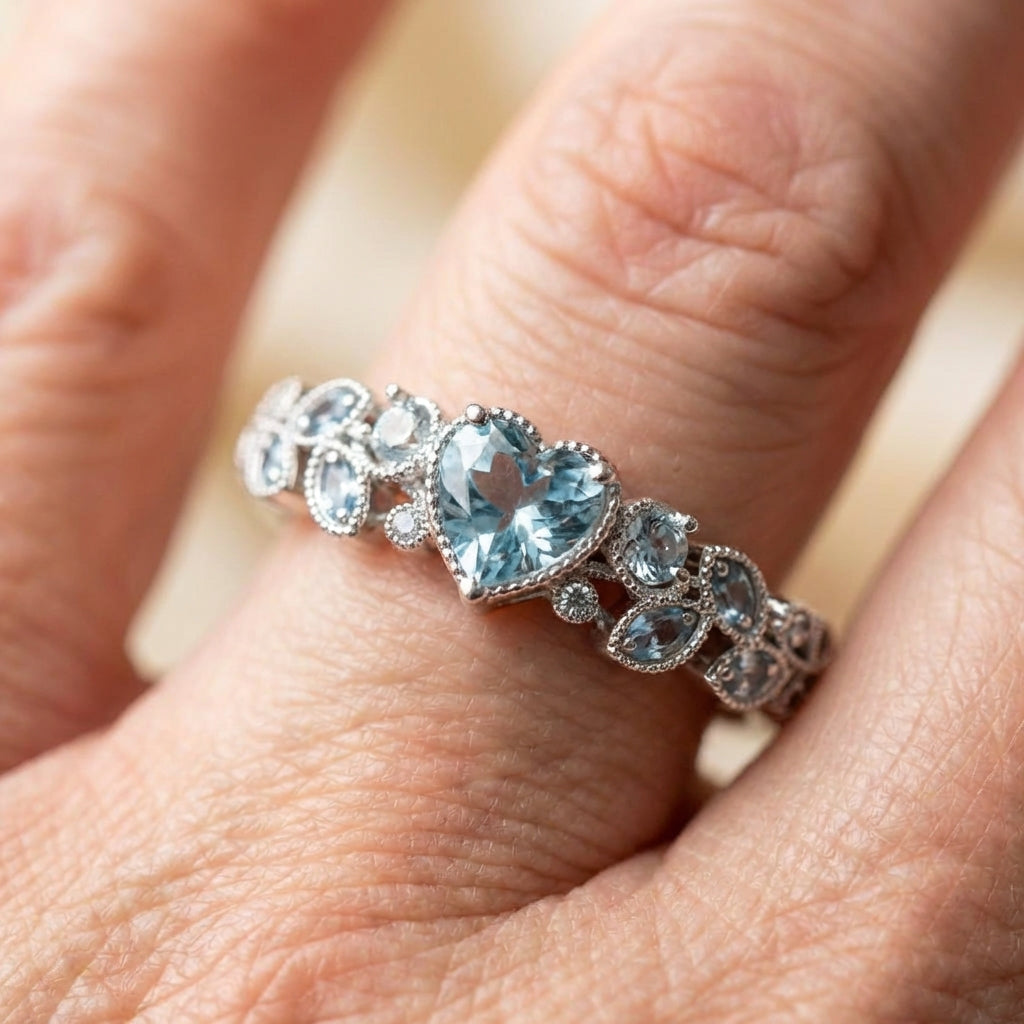 Elegant Heart Leaf Ring