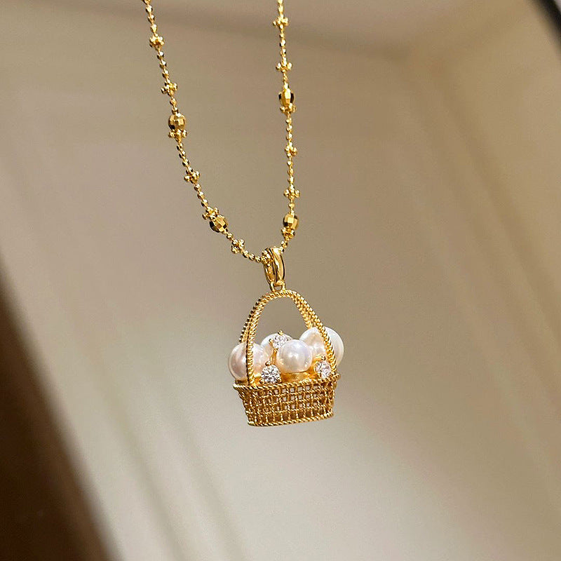 Elegant Pearl Basket Gold