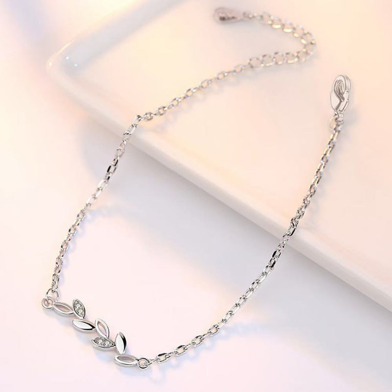 Elegant Silver Leaf Necklace