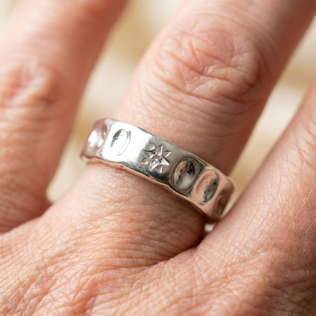 Elegant Star Silver Ring