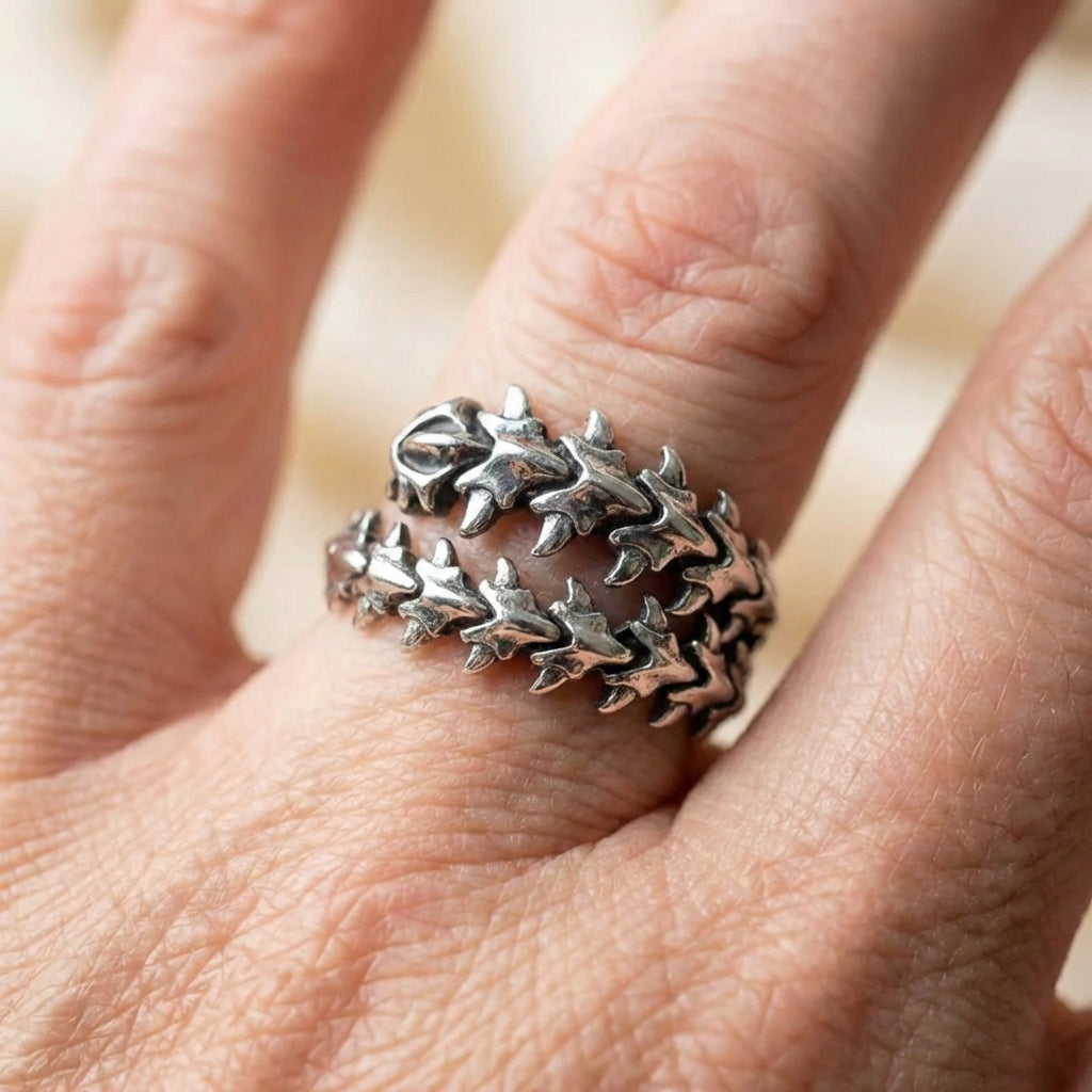 Vintage Gothic Spine Ring