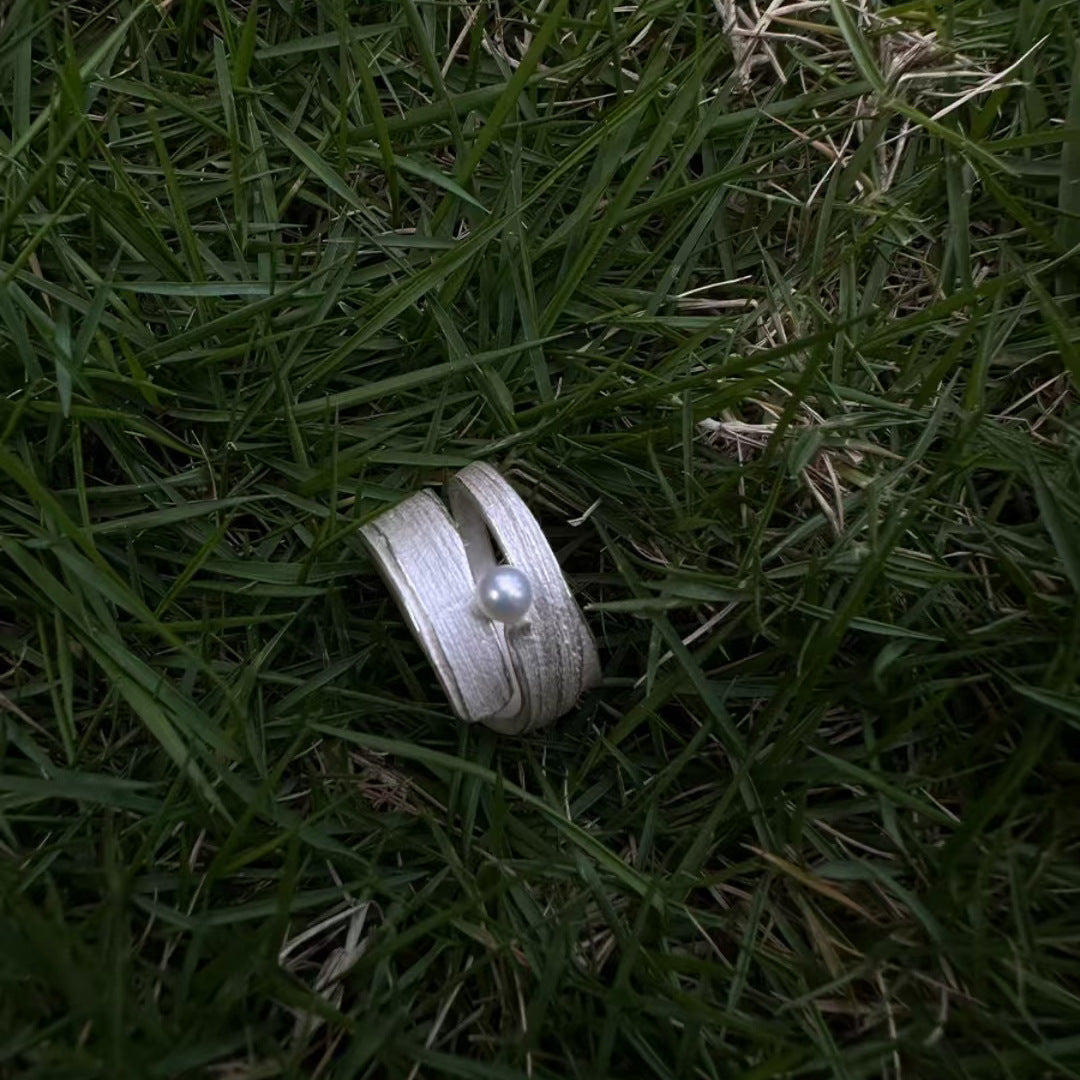 Modern Pearl Ring