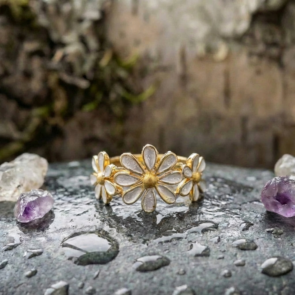 Vintage Daisy Flower Ring
