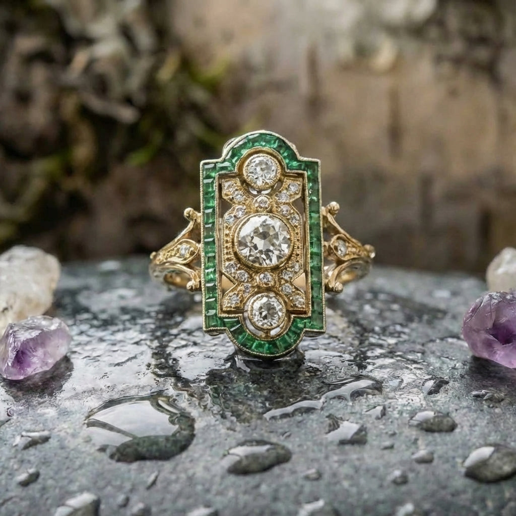 Vintage Emerald Diamond Ring