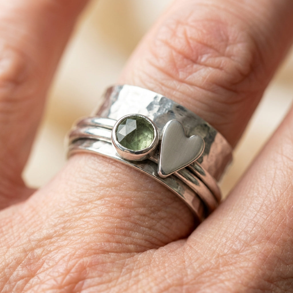 Vintage Heart Stone Ring