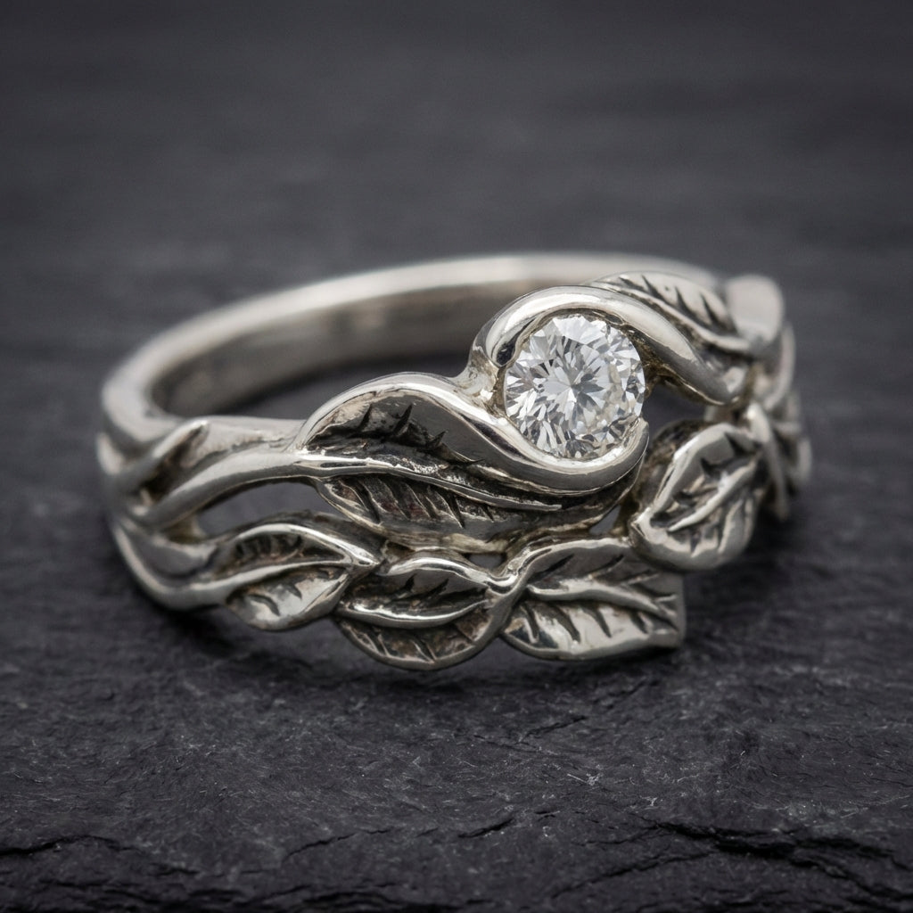 Vintage Silver Leaf Zirconia Ring
