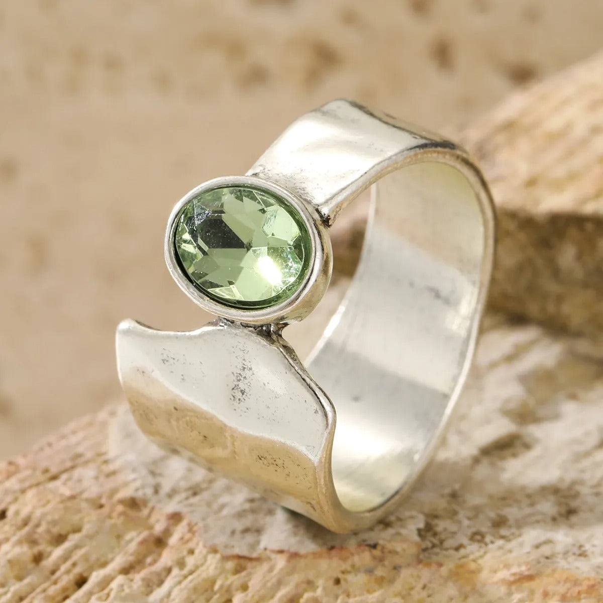 Vintage Green Inlaid Crystal Silver Ring