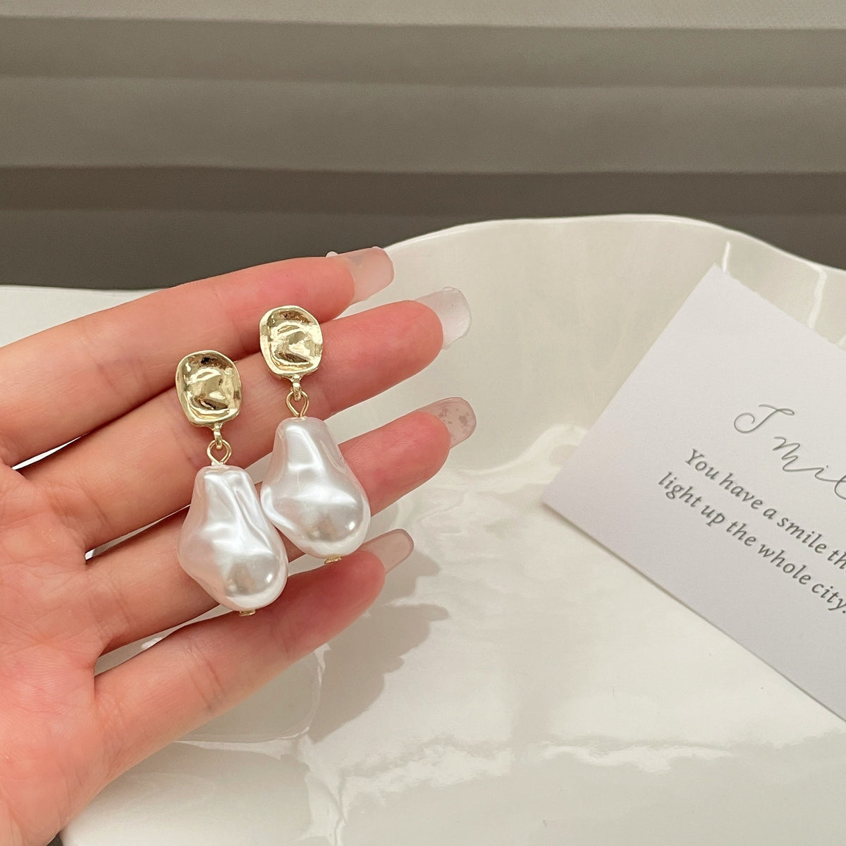 Elegant Small Baroque Earrings