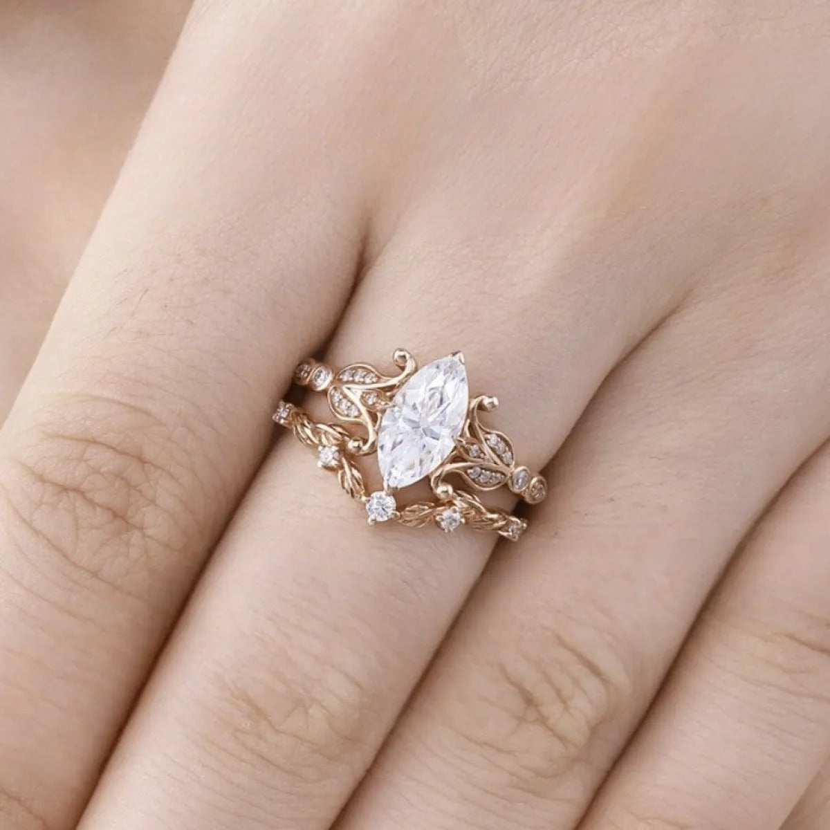 Elegant Pink Crown Drop Crystal Ring Set