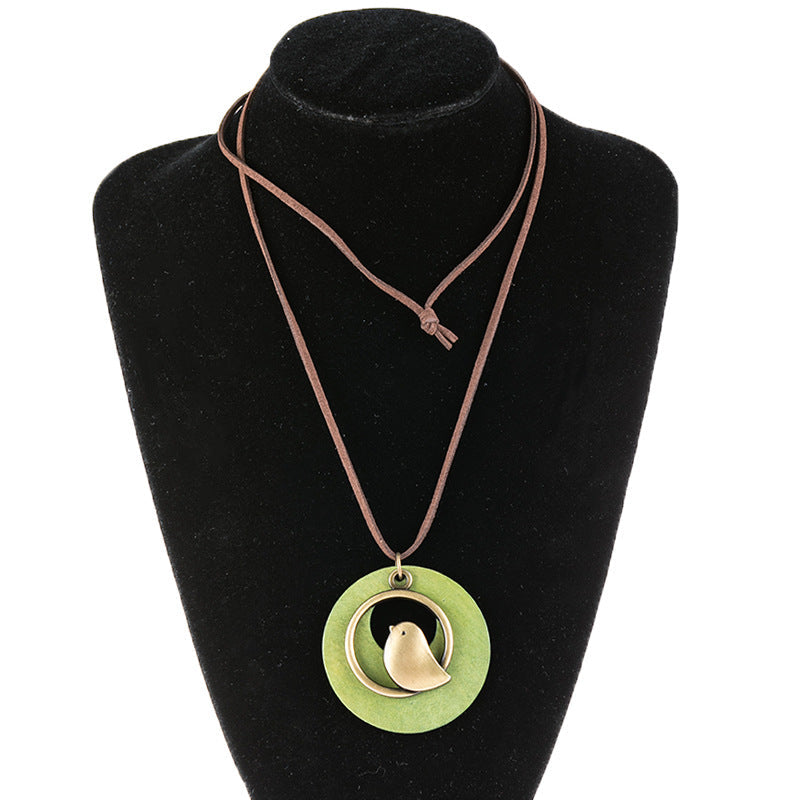 Vintage Boho Green Wood Bird Pendant Long Necklace