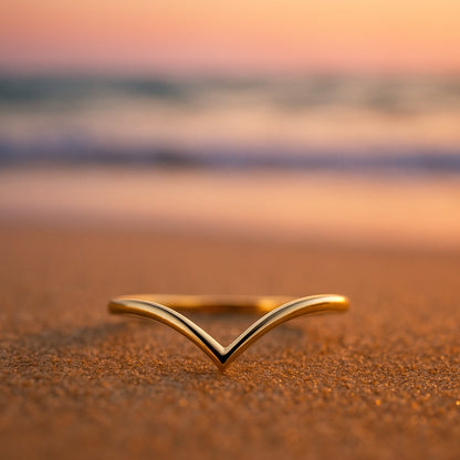 Wishbone Stacking 9K Gold Ring