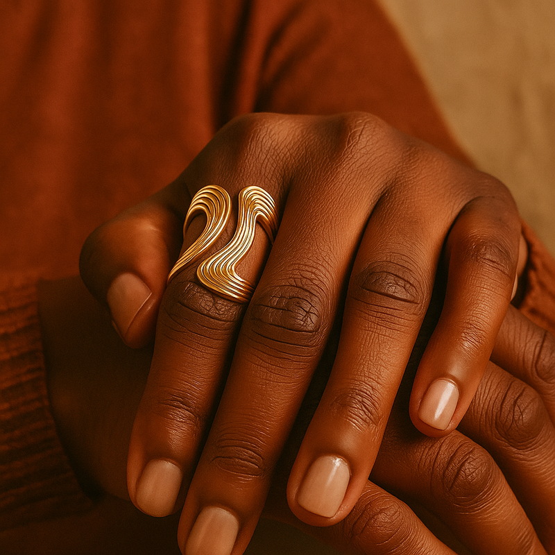 Iris | Golden Waves