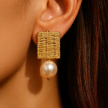 Vintage Golden Threads With Pearls Earrings