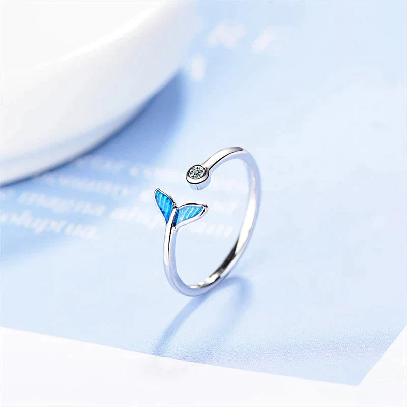 Whale Tail Ring In Silver And Zirconia