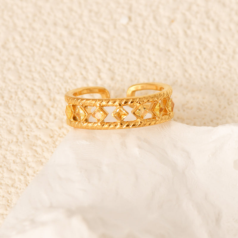 Classic Gold Ring