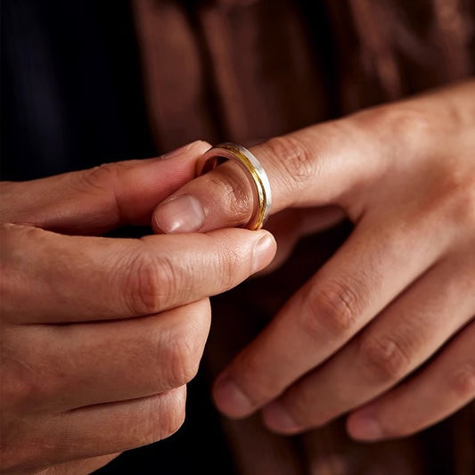Classic Gold Ring