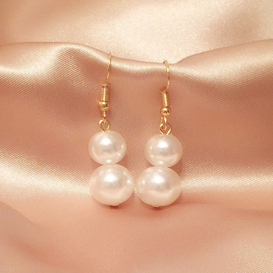 Classic Pearl Earrings