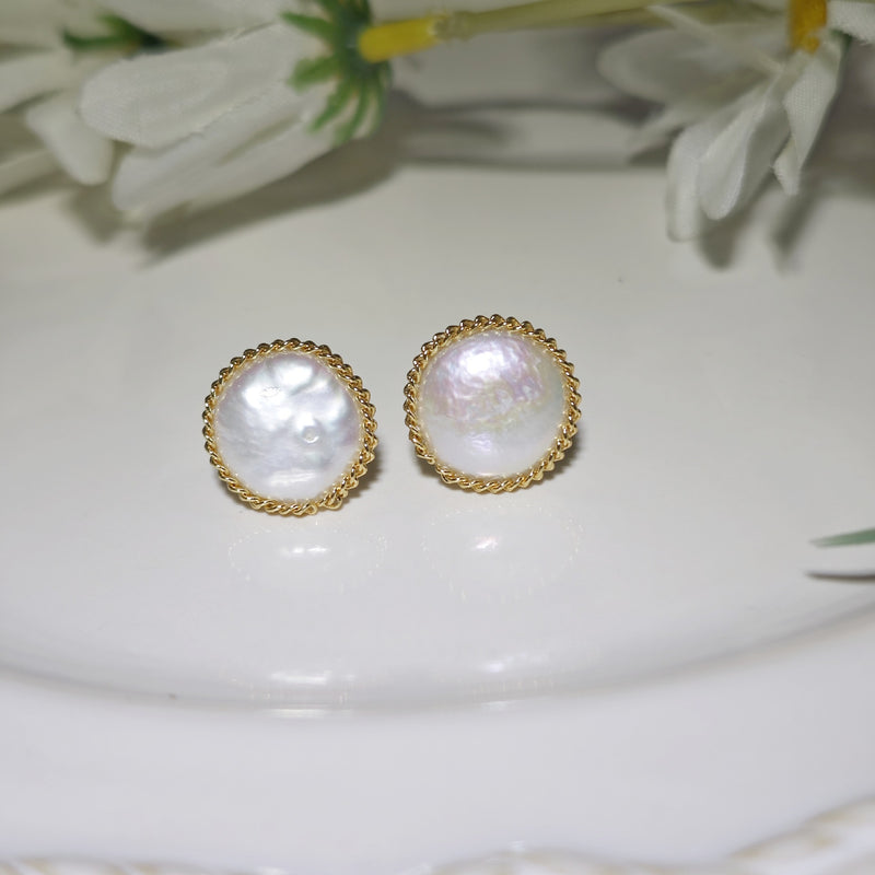 Classic Pearl Earrings