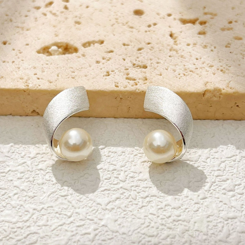 Classic Pearl Earrings