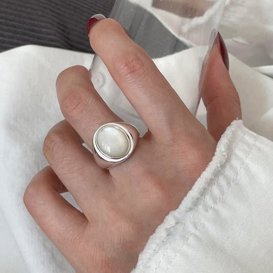 Classic Pearl Ring