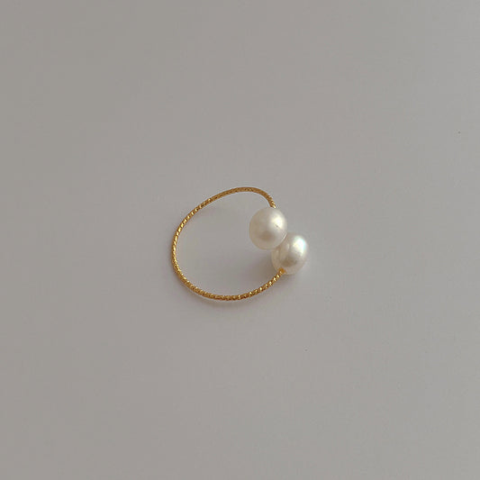 Classic Pearl Ring