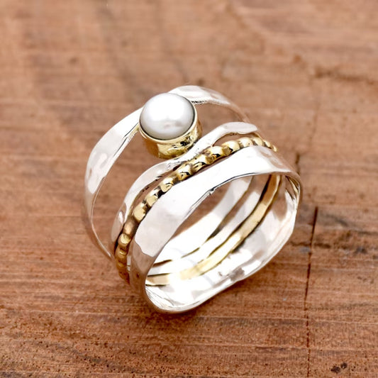Classic Pearl Ring