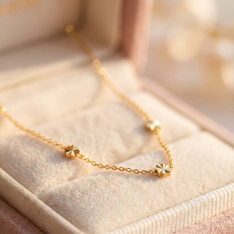 Clover Necklace