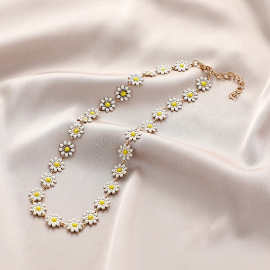 Daisy Chain Necklace