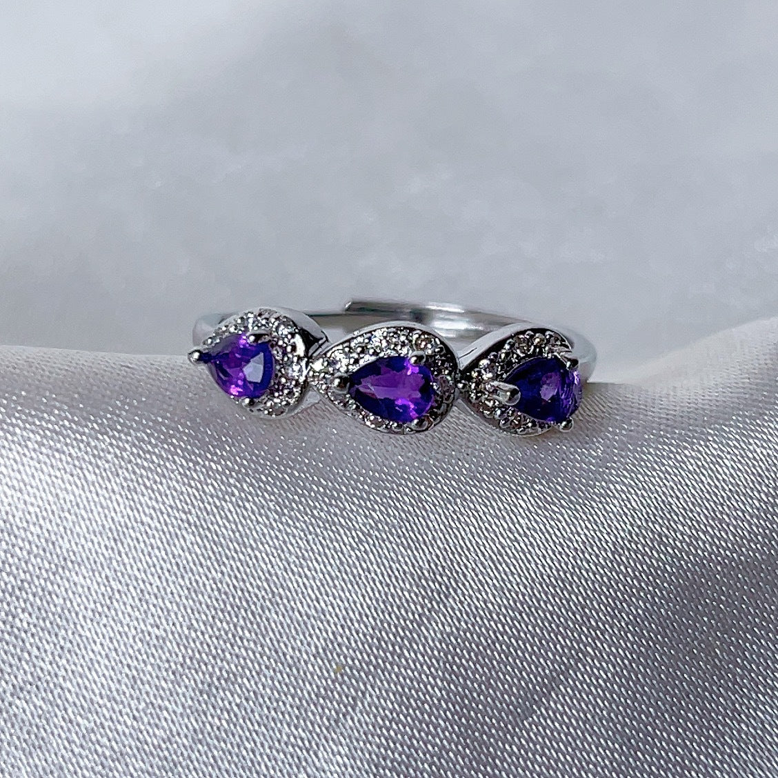 Elegant Amethyst Ring