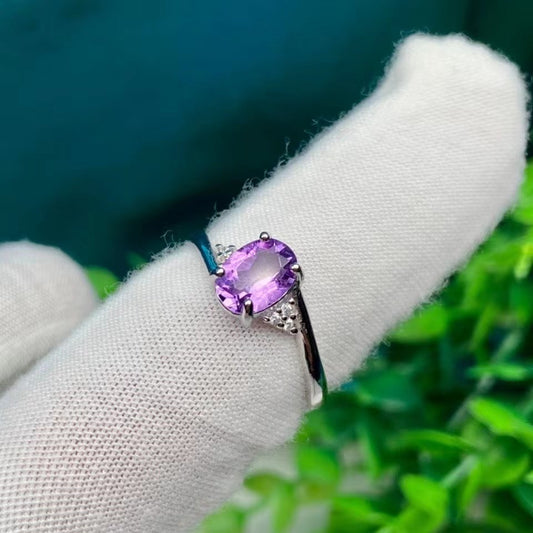 Elegant Amethyst Ring