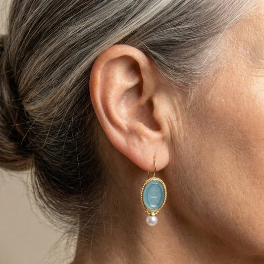 Elegant Aqua Pearl
