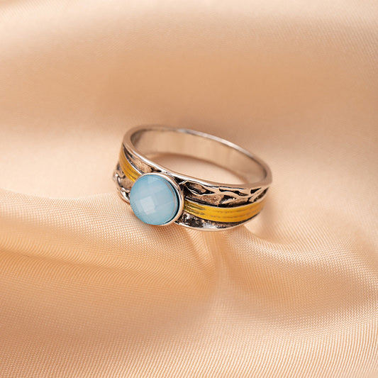 Elegant Aquamarine Ring