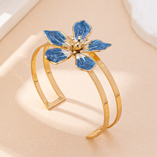 Elegant Blue Flower Bracelet