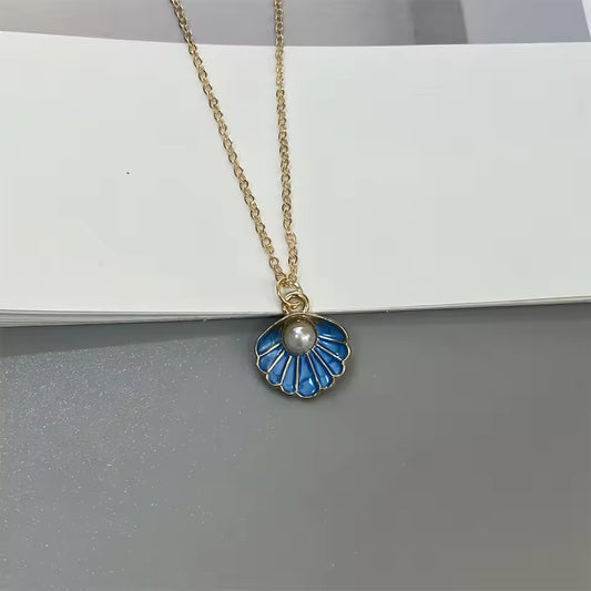 Elegant Blue Shell Pearl
