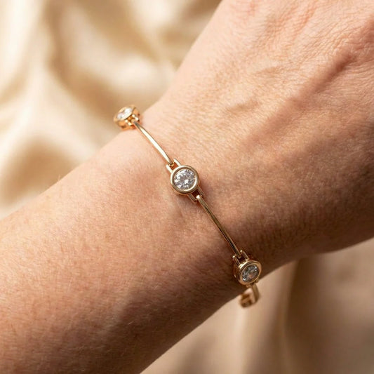 Elegant Crystal Bangle