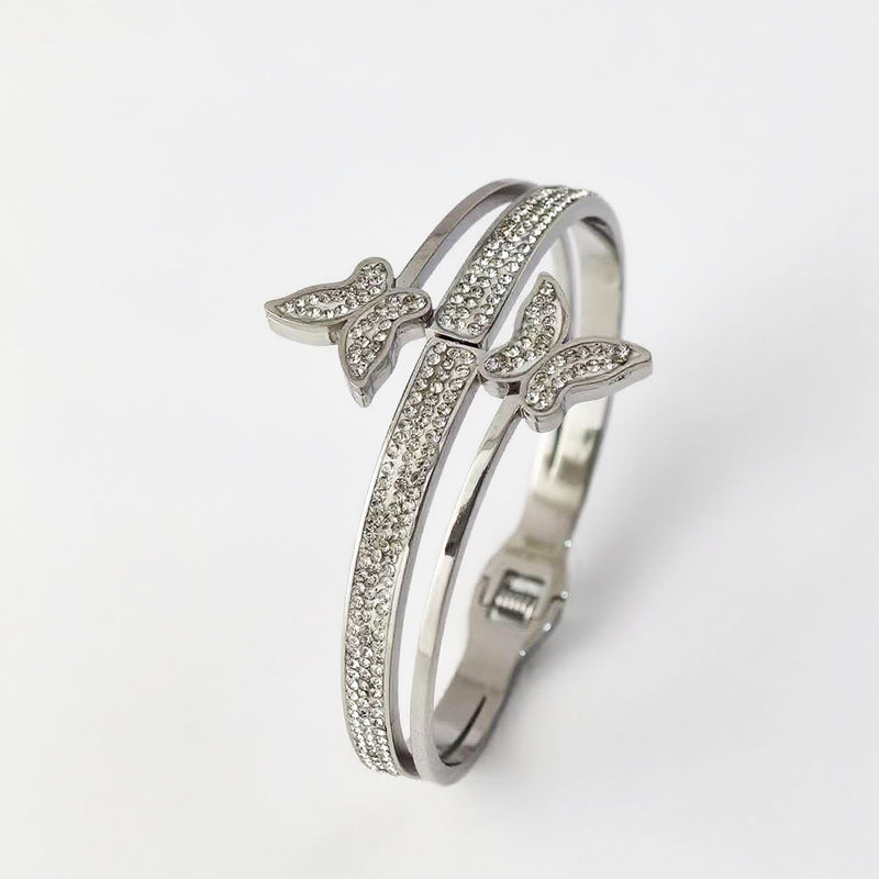 Elegant Crystal Bow Bracelet