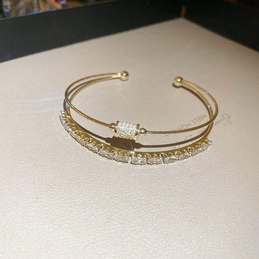 Elegant Crystal Bracelet