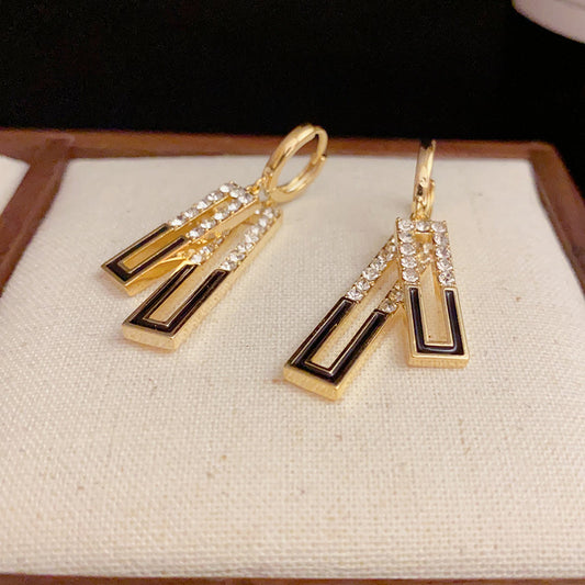 Elegant Crystal Drop Earrings