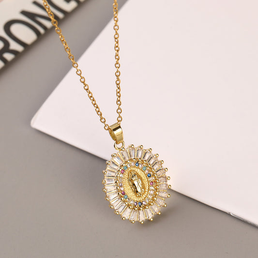 Elegant Crystal Pendant Necklace