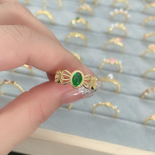 Elegant Emerald Ring