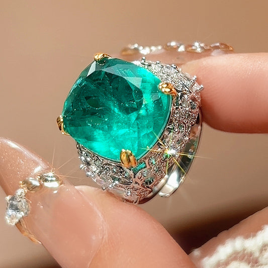 Elegant Emerald Ring