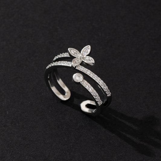 Elegant Floral Diamond Ring