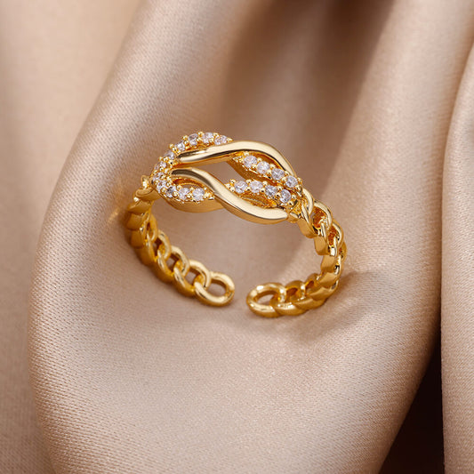 Elegant Gold Chain Ring