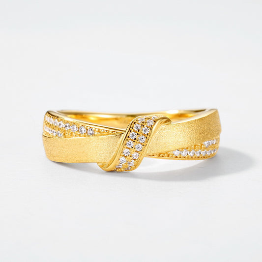 Elegant Gold Diamond Ring