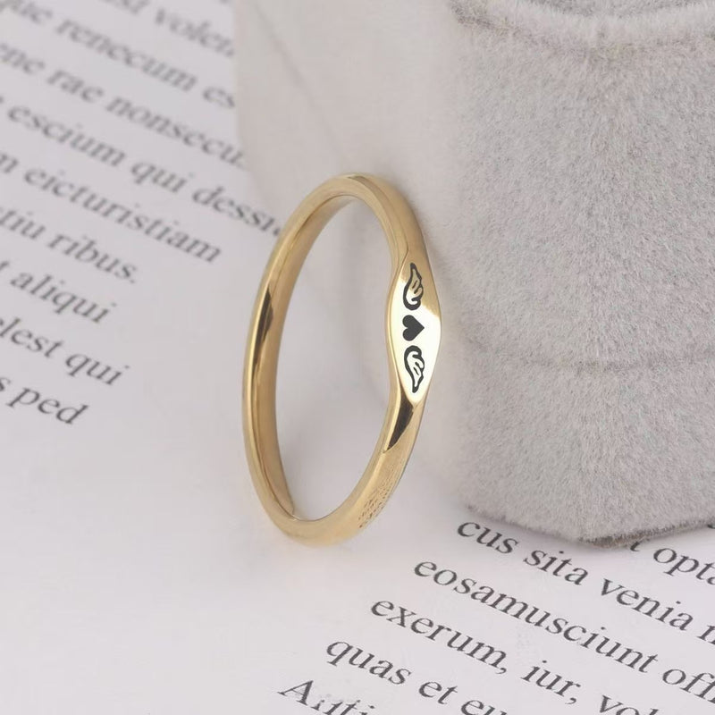 Elegant Gold Heart Ring