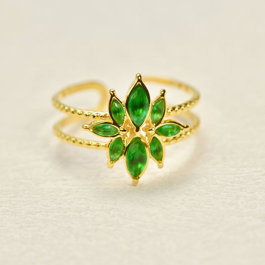 Elegant Green Emerald Ring